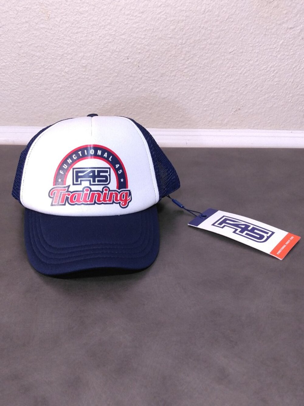 F45 FUNCTIONAL FORTY FIVE TRAINING Trucker Hat NEW with TAG Fitness Workout NWT